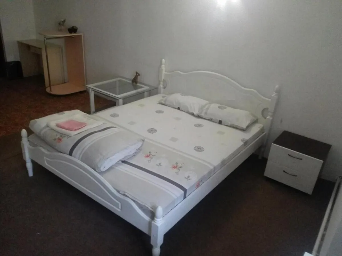 Han/Misafirhane Independence Mini-Hotel Kiev Ukrayna